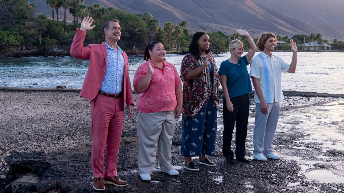 Murray Bartlett as Armond, Jolene Purdy as Lani, Natasha Rothwell as Belinda Lindsay, and Lukas Gage as Dillon in Episode 1 of “The White Lotus.” Cr: Hulu