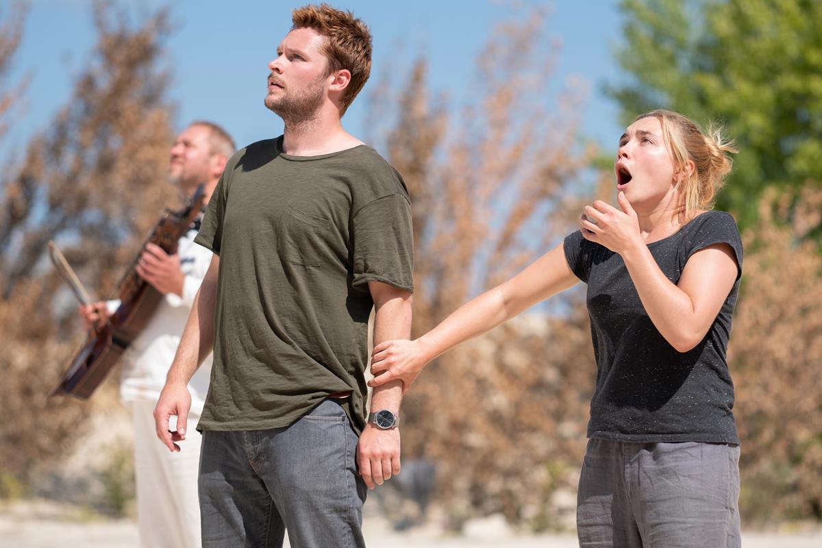 Jack Reynor as Christian Hughes and Florence Pugh as Dani Ardor in director Ari Aster’s “Midsommar.” Cr: A24