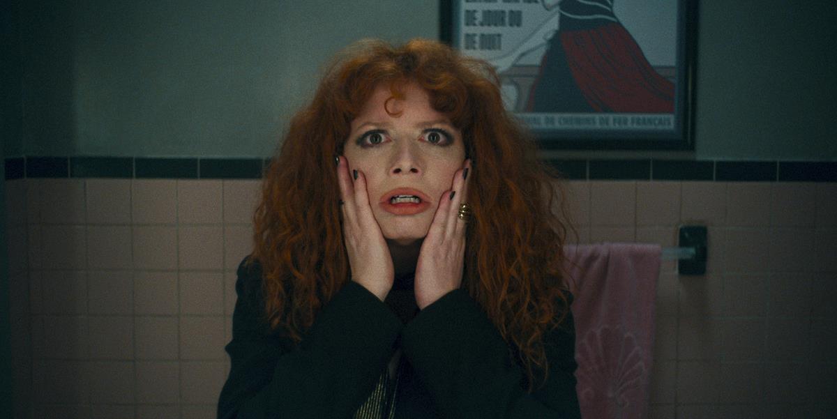 Natasha Lyonne as Nadia Vulvokov in season 2 episode 1 of “Russian Doll.” Cr: Netflix