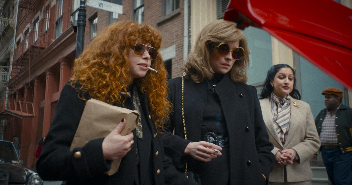 Natasha Lyonne as Nadia Vulvokov and Annie Murphy as Young Ruth Brenner in season 2 episode 2 of “Russian Doll.” Cr: Netflix