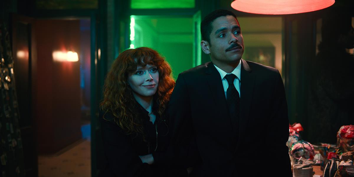 Natasha Lyonne as Nadia Vulvokov and Charlie Barnett as Alan Zaveri in season 2 episode 7 of “Russian Doll.” Cr: Netflix