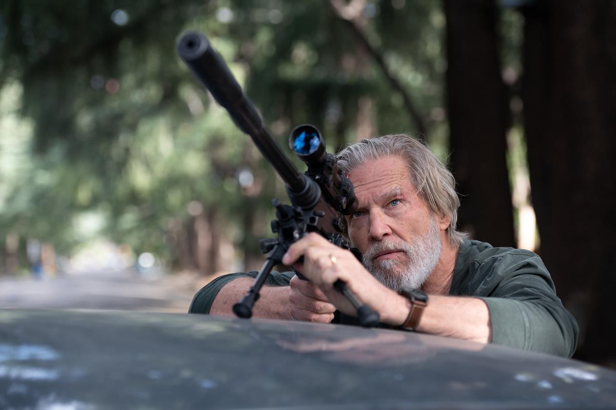 Jeff Bridges as Dan Chase in “The Old Man.” Cr: Prashant Gupta/FX