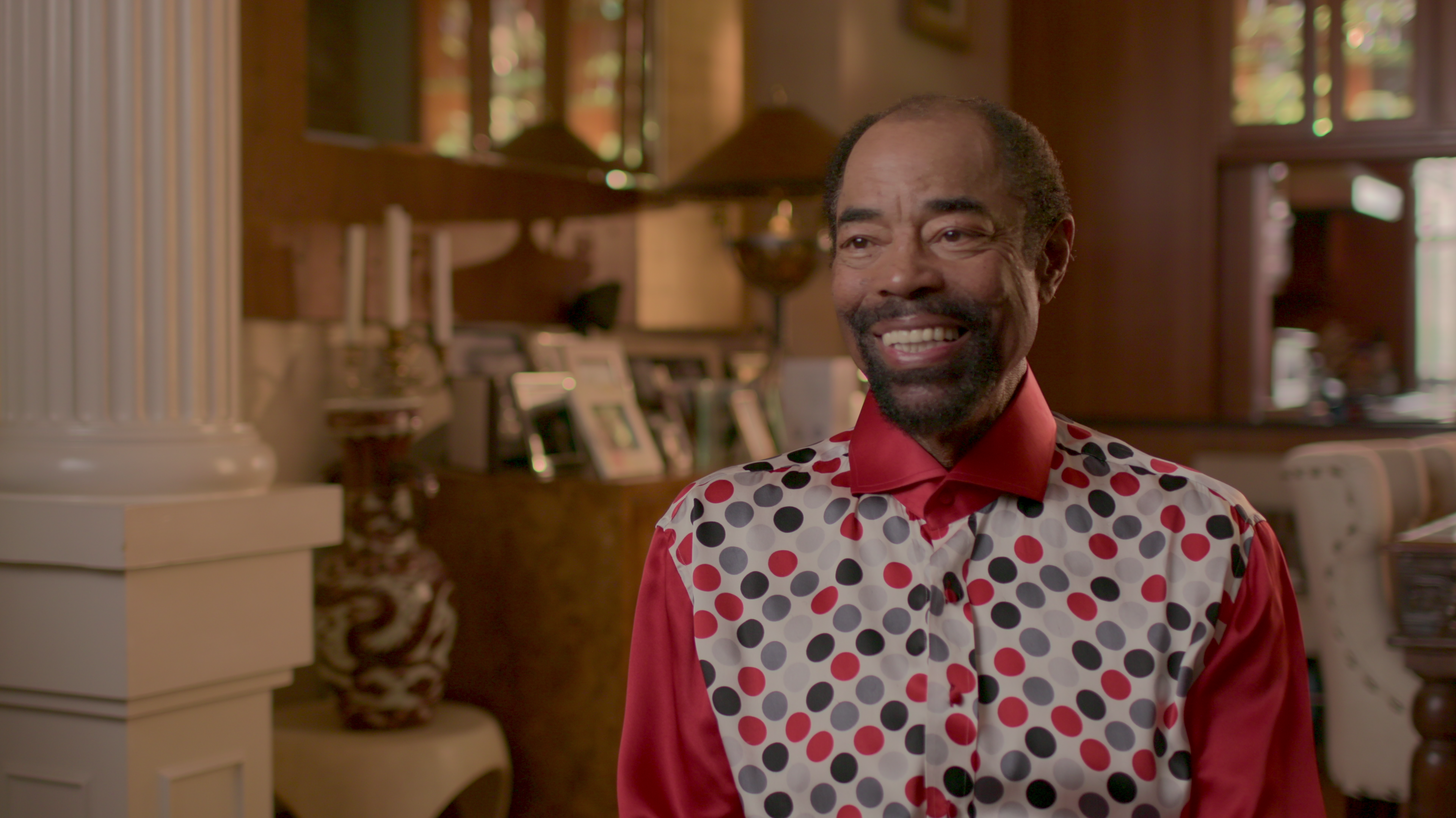 Walt "Clyde" Frazier in 'Bill Russell: Legend'. cr: Netflix