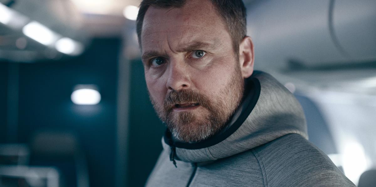 Neil Maskell in “Hijack.” Cr: Aidan Monaghan/Apple TV+.