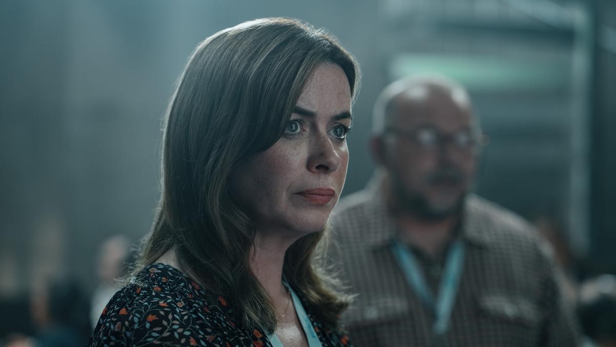 Eve Myles in “Hijack.” Cr: Aidan Monaghan/Apple TV+.